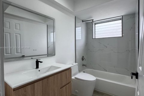 Copropriété à louer à North Miami, Floride: 2 chambres, 136.01 m2 № 2045369 - photo 25