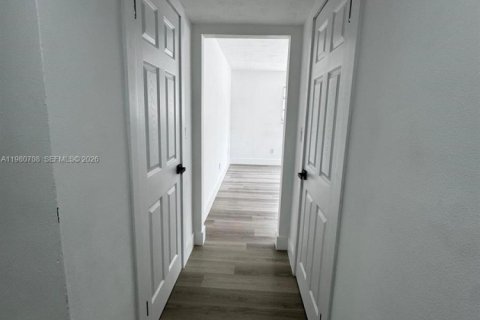 Copropriété à louer à North Miami, Floride: 2 chambres, 136.01 m2 № 2045369 - photo 22