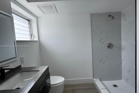 Copropriété à louer à North Miami, Floride: 2 chambres, 136.01 m2 № 2045369 - photo 15