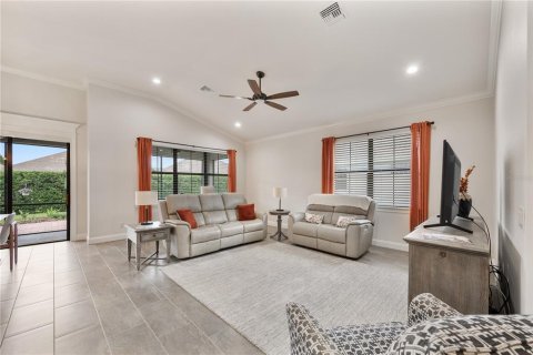House in Lakeland, Florida 2 bedrooms, 178.84 sq.m. № 2113453 - photo 3