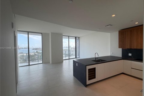Villa ou maison à louer à Miami, Floride: 1 chambre № 2439358 - photo 5