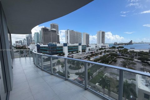 Villa ou maison à louer à Miami, Floride: 1 chambre № 2439358 - photo 3