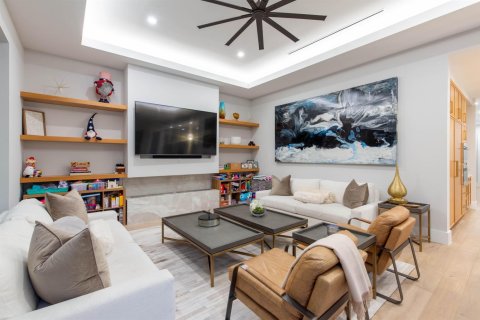 Villa ou maison à vendre à West Palm Beach, Floride: 4 chambres, 393.81 m2 № 2085356 - photo 18