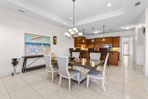 House in Vero Beach, Florida 4 bedrooms, 293.76 sq.m. № 2086528 - photo 29