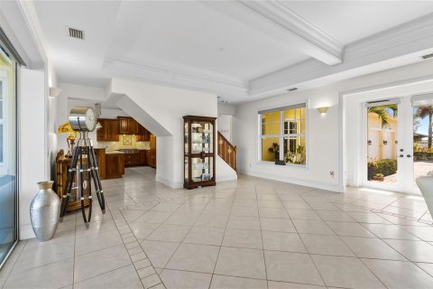 House in Vero Beach, Florida 4 bedrooms, 293.76 sq.m. № 2086528 - photo 18