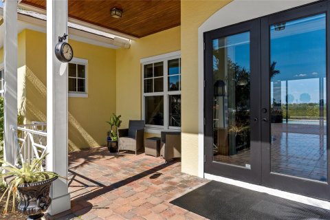 House in Vero Beach, Florida 4 bedrooms, 293.76 sq.m. № 2086528 - photo 10