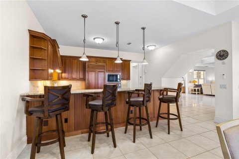 House in Vero Beach, Florida 4 bedrooms, 293.76 sq.m. № 2086528 - photo 21