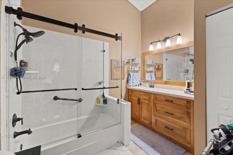 Adosado en venta en Miami, Florida, 2 dormitorios, 146.14 m2 № 2000354 - foto 12