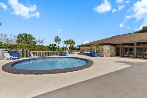 Adosado en venta en Miami, Florida, 2 dormitorios, 146.14 m2 № 2000354 - foto 21