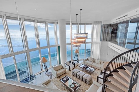 Copropriété à louer à Miami, Floride: 4 chambres, 532.33 m2 № 1952023 - photo 6
