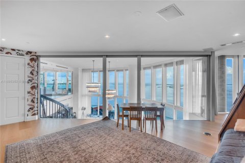 Copropriété à louer à Miami, Floride: 4 chambres, 532.33 m2 № 1952023 - photo 20