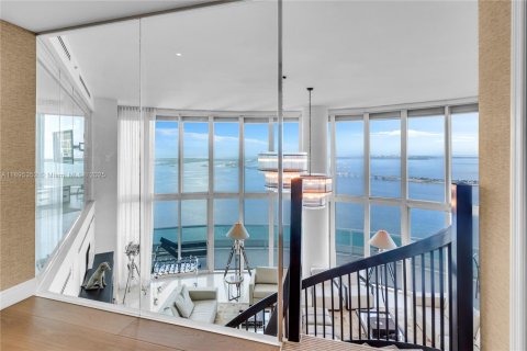 Copropriété à louer à Miami, Floride: 4 chambres, 532.33 m2 № 1952023 - photo 8