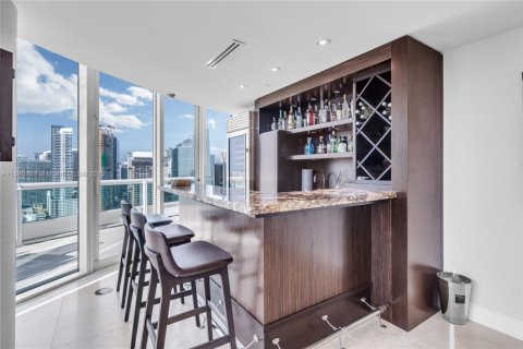 Copropriété à louer à Miami, Floride: 4 chambres, 532.33 m2 № 1952023 - photo 17