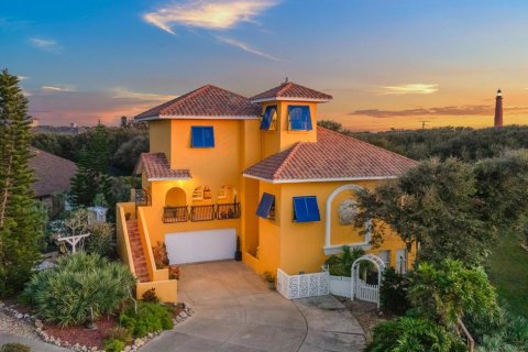 Casa en Ponce Inlet, Florida 4 dormitorios, 306.11 m2 № 2362517