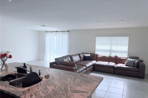 Casa en alquiler en Ocala, Florida, 4 dormitorios, 216 m2 № 2094657 - foto 4