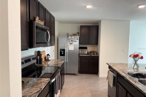 Casa en alquiler en Ocala, Florida, 4 dormitorios, 216 m2 № 2094657 - foto 5