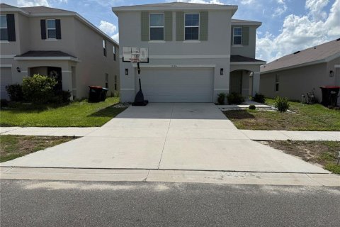 Casa en Ocala, Florida 4 dormitorios, 216 m2 № 2094657