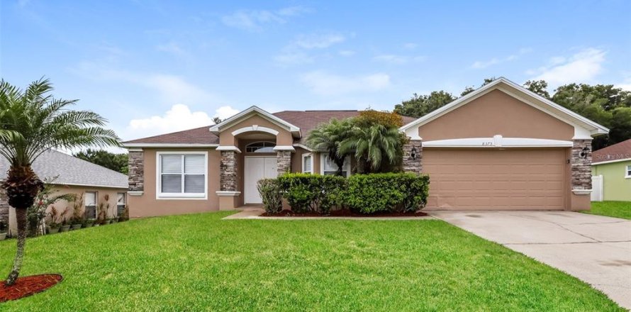 Casa en Lakeland, Florida 3 dormitorios, 192.4 m2 № 2386705