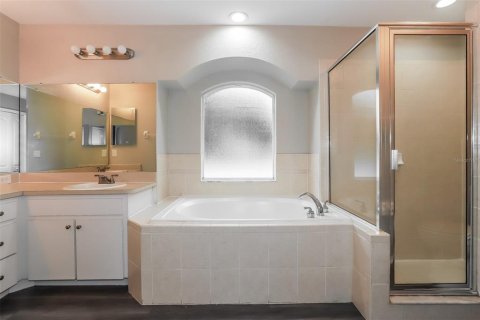 Casa en venta en Lakeland, Florida, 3 dormitorios, 192.4 m2 № 2386705 - foto 9