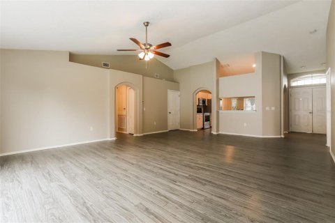Casa en venta en Lakeland, Florida, 3 dormitorios, 192.4 m2 № 2386705 - foto 3