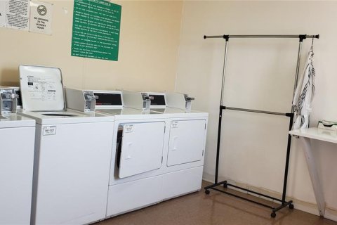 Condo in South Pasadena, Florida, 1 bedroom  № 1827943 - photo 18