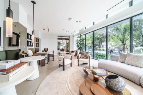 Condo in Bay Harbor Islands, Florida, 2 bedrooms  № 1713170 - photo 23