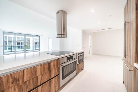 Condo in Bay Harbor Islands, Florida, 2 bedrooms  № 1713170 - photo 4