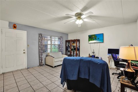 Condo in Tampa, Florida, 2 bedrooms  № 2208131 - photo 6