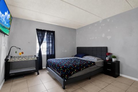 Condo in Tampa, Florida, 2 bedrooms  № 2208131 - photo 25