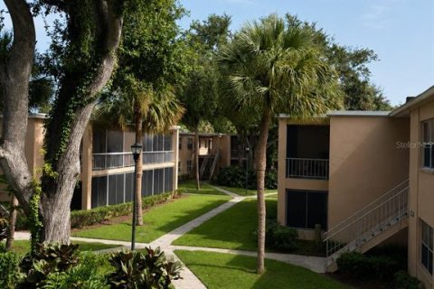 Condo in Tampa, Florida, 2 bedrooms  № 2208131 - photo 2