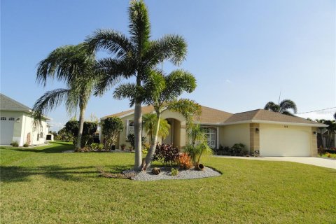 Villa ou maison à vendre à Rotonda, Floride: 4 chambres, 167.78 m2 № 2110629 - photo 3