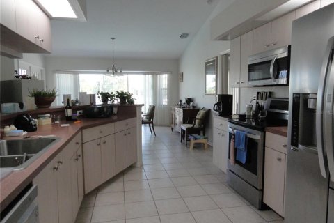 Villa ou maison à vendre à Rotonda, Floride: 4 chambres, 167.78 m2 № 2110629 - photo 24