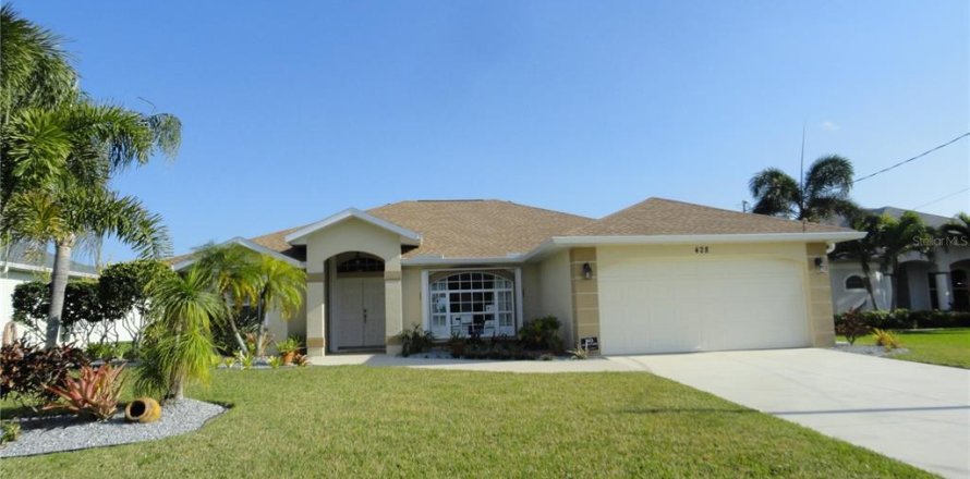 Villa ou maison à Rotonda, Floride 4 chambres, 167.78 m2 № 2110629