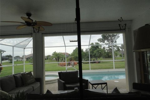 Villa ou maison à vendre à Rotonda, Floride: 4 chambres, 167.78 m2 № 2110629 - photo 9