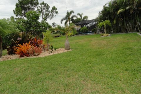 Villa ou maison à vendre à Rotonda, Floride: 4 chambres, 167.78 m2 № 2110629 - photo 4