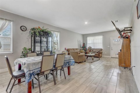 Villa ou maison à vendre à Apopka, Floride: 3 chambres, 139.63 m2 № 2212065 - photo 8
