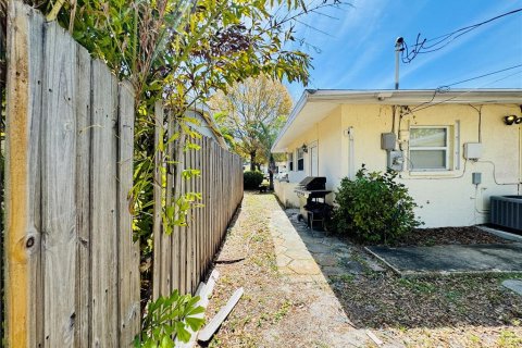 Villa ou maison à vendre à Saint Petersburg, Floride: 2 chambres, 85.93 m2 № 1578409 - photo 10