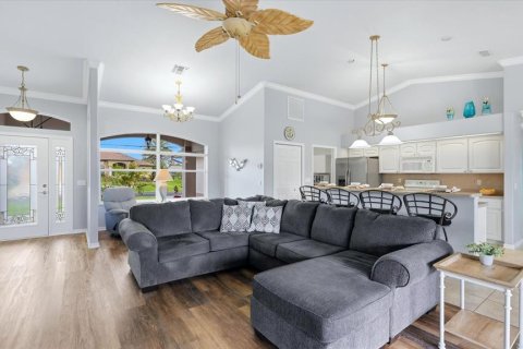 Villa ou maison à vendre à Rotonda, Floride: 3 chambres, 158.68 m2 № 2157495 - photo 9