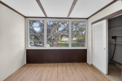 Condo in Boynton Beach, Florida, 1 bedroom № 2242891 - photo 9
