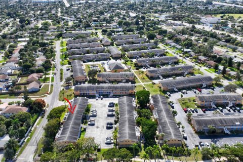 Condo in Boynton Beach, Florida, 1 bedroom № 2242891 - photo 23