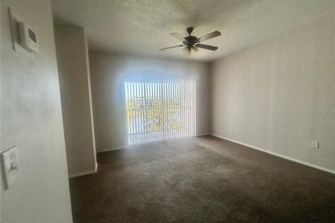 Condominio en alquiler en Tampa, Florida, 1 dormitorio, 68.56 m2 № 1901043 - foto 5