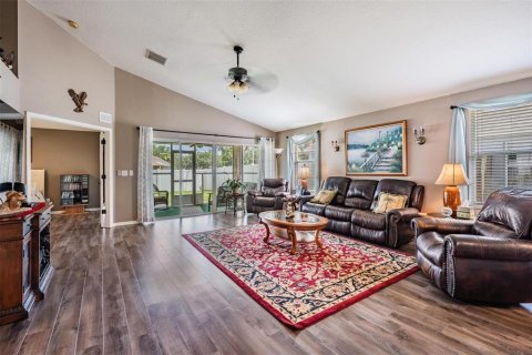 House in Lutz, Florida 3 bedrooms, 153.29 sq.m. № 1815785 - photo 14