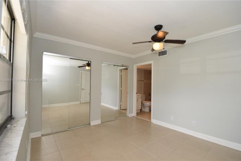 Снять в аренду кондоминиум в Форт-Лодердейл, Флорида 1 спальня, 50.82м2, № 1948393 - фото 9