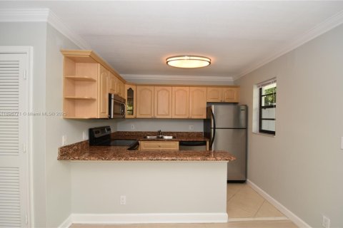 Снять в аренду кондоминиум в Форт-Лодердейл, Флорида 1 спальня, 50.82м2, № 1948393 - фото 7