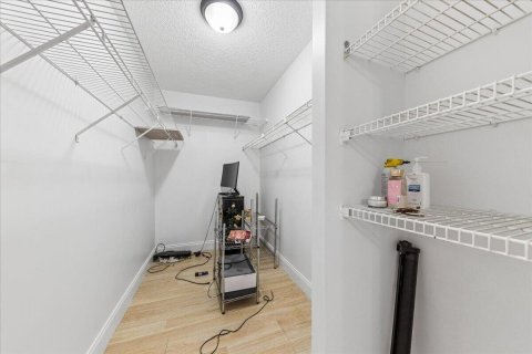 Condominio en alquiler en Lauderhill, Florida, 2 dormitorios, 94.39 m2 № 2087928 - foto 11