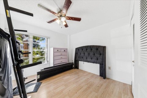 Condominio en alquiler en Lauderhill, Florida, 2 dormitorios, 94.39 m2 № 2087928 - foto 12