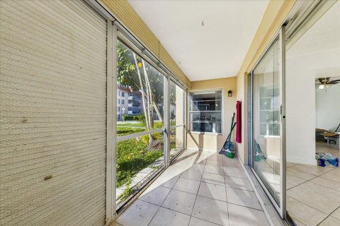 Condominio en alquiler en Lauderhill, Florida, 2 dormitorios, 94.39 m2 № 2087928 - foto 15