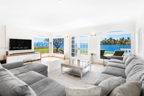 Terrain à vendre à North Bay Village, Floride № 2007636 - photo 17