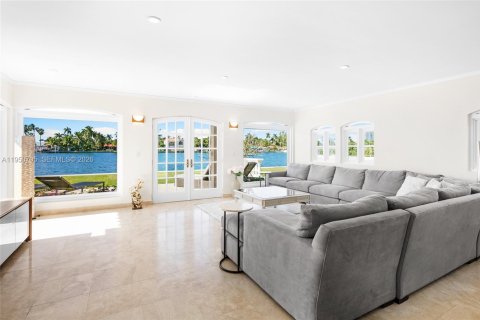 Terrain à vendre à North Bay Village, Floride № 2007636 - photo 19