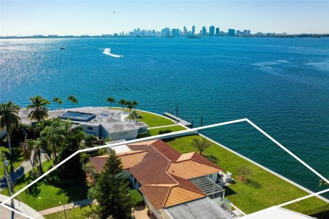 Terrain à vendre à North Bay Village, Floride № 2007636 - photo 4